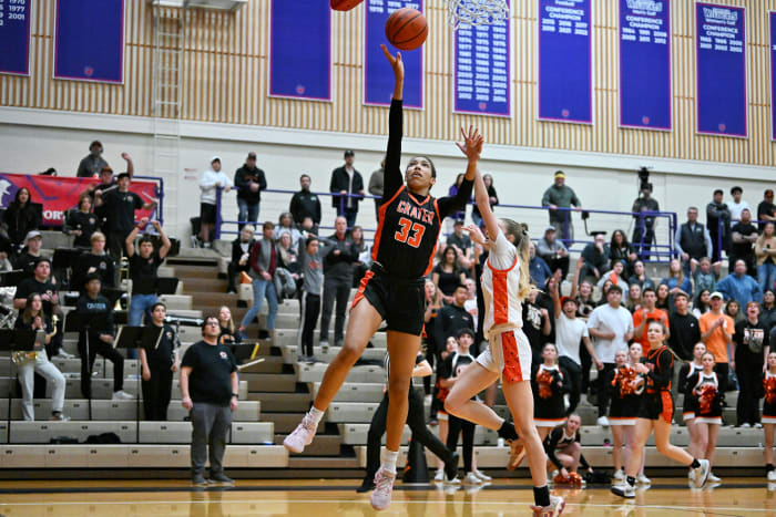 a Silverton Crater 5A Oregon girls basketball final 2024 Leon Neuschwander 32